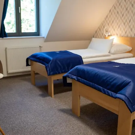 Hotel Hraniční Zámeček 4*