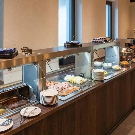 Hotel Hraniční Zámeček 4*