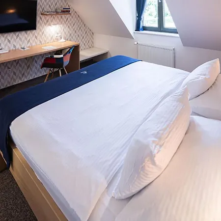 Hranicni Zamecek Hotel 4*
