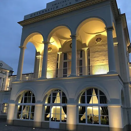 酒店 Hranicni Zamecek 4*