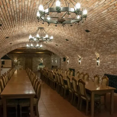 Hraniční Zámeček Hotel Hlohovec