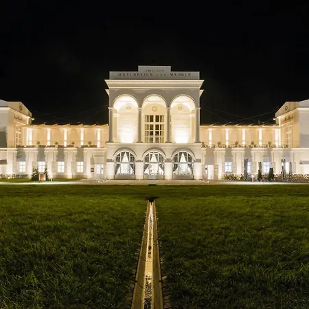 Hranicni Zamecek 酒店 4*